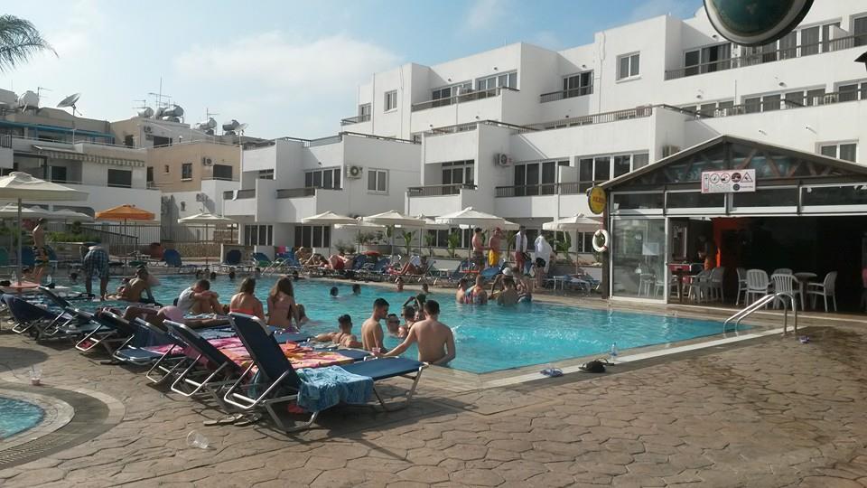 Christabelle Hotel Apartments Ayia Napa Exterior foto