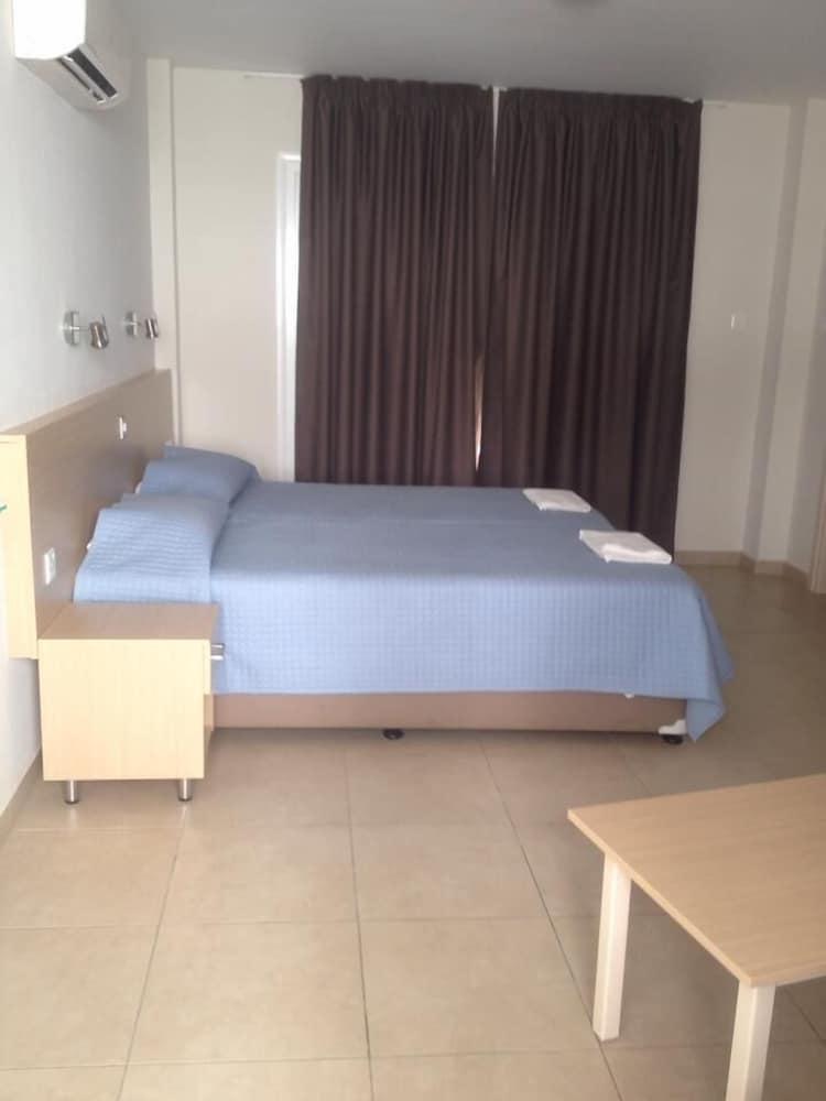 Christabelle Hotel Apartments Ayia Napa Exterior foto